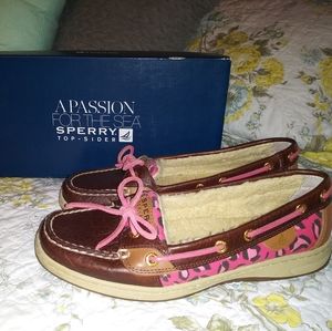 Sperry Topsiders